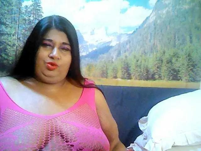 Freechat indianhoney on BongaCams