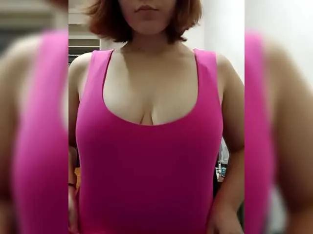 JulieWagner from BongaCams