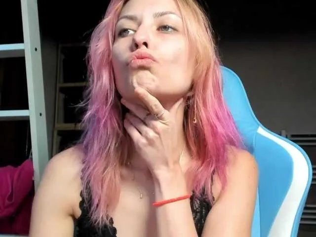 karo131324 on BongaCams