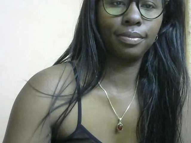 Freechat Katty-12 on BongaCams