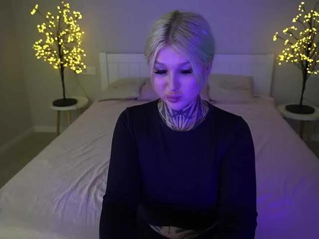 KellyBabbe from BongaCams