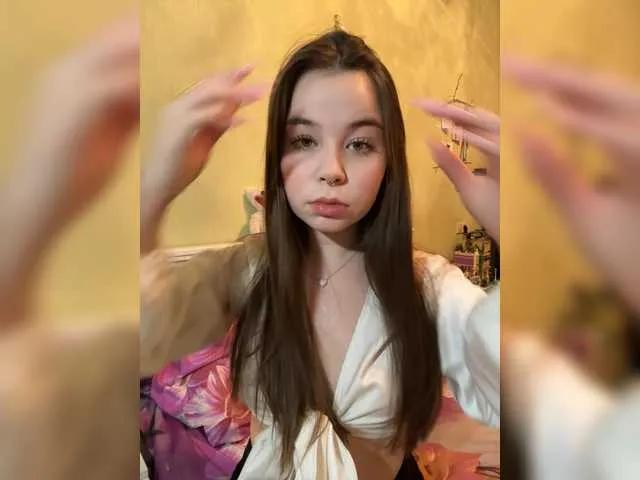 kikikiraa from BongaCams