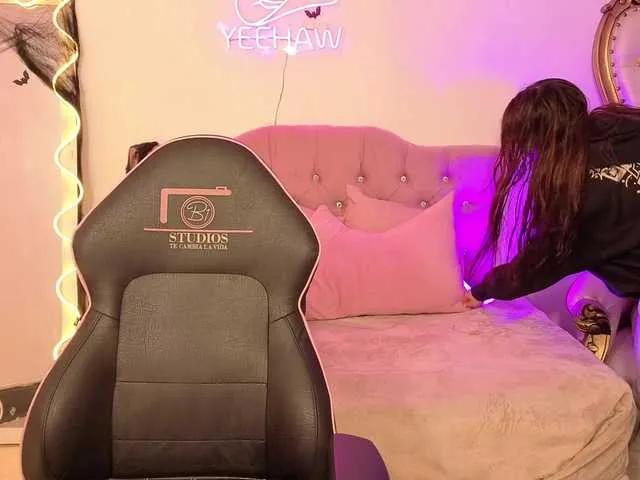 KISSI-TAY from BongaCams