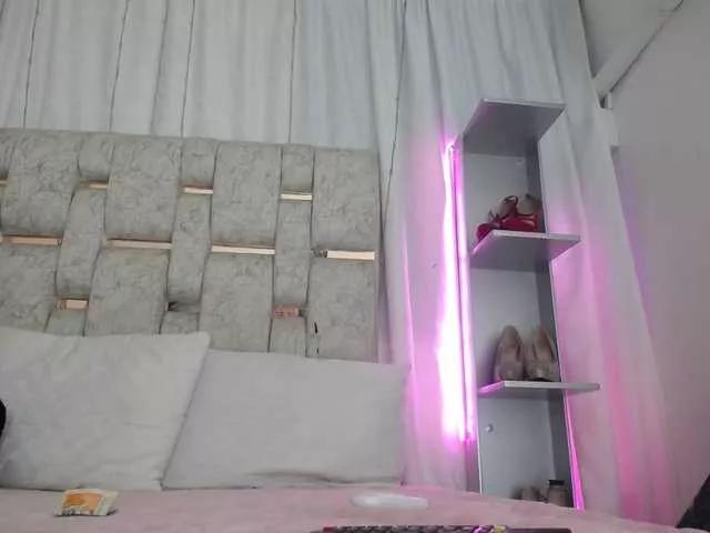 KOURTNEY- on BongaCams 