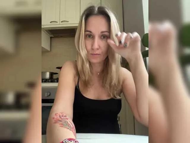 Join 29 years old kykyshe4ka from BongaCams kykyshe4ka from BongaCams