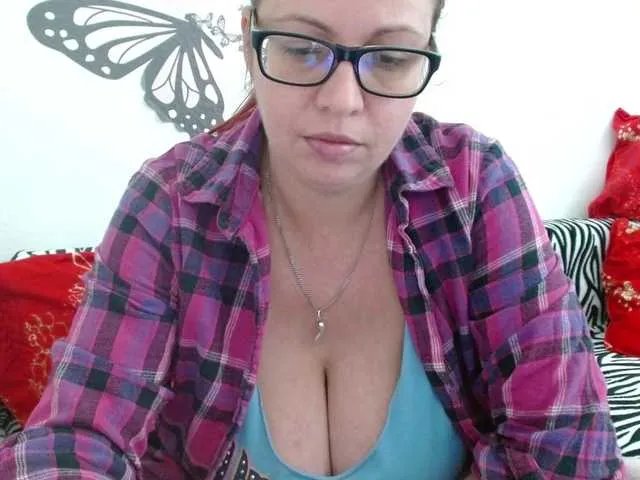 Freechat LadyHellene on BongaCams