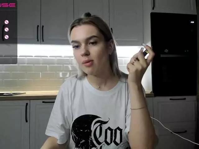 Freechat Lana-Rhoades on BongaCams