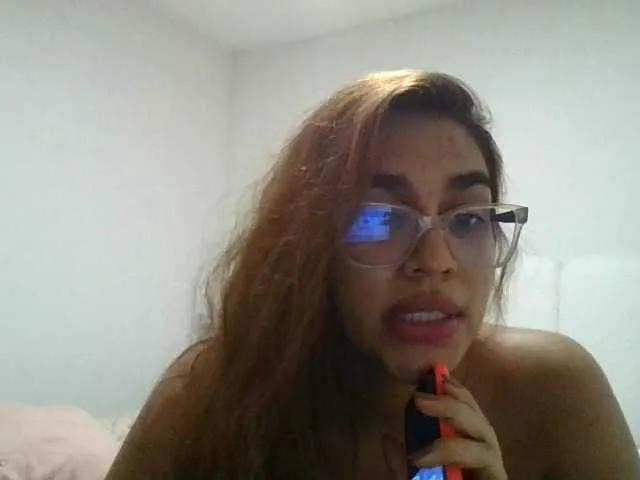 LatinaVenom66 from BongaCams