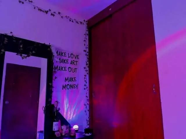 Checkout cute stripper Littlekayla littlekayla from BongaCams