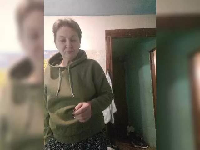 LizaLuxer on BongaCams