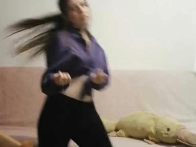 Freechat LorrieRingham on BongaCams