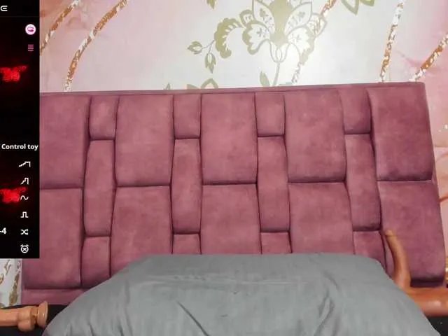 luna-maisonn on BongaCams