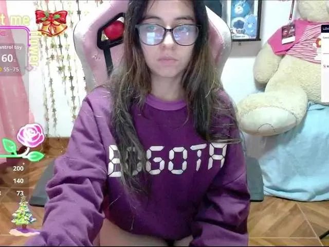 Maggie-Fox on BongaCams