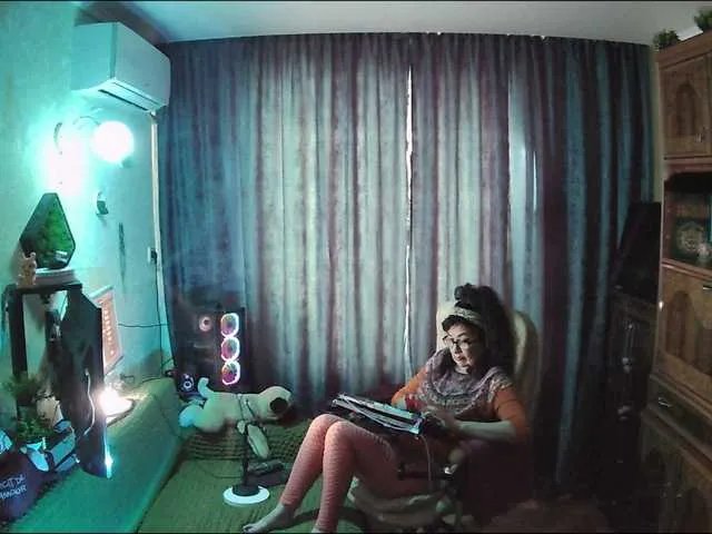 Freechat Margarita33 on BongaCams