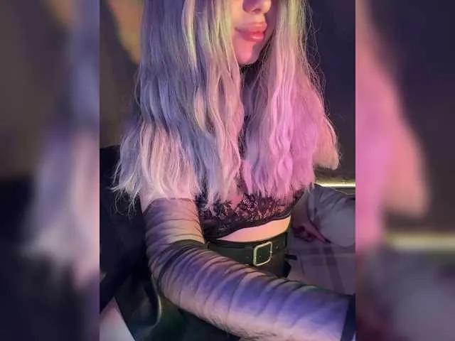 Marissa-u from BongaCams