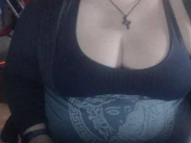 Freechat mayalove4u on BongaCams