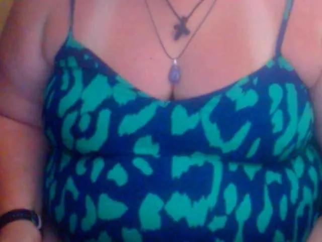 Freechat mayalove4u on BongaCams