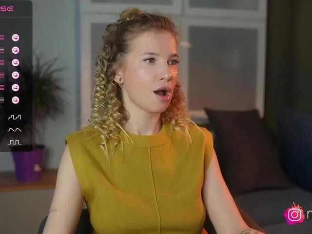 Freechat mel-collins on BongaCams