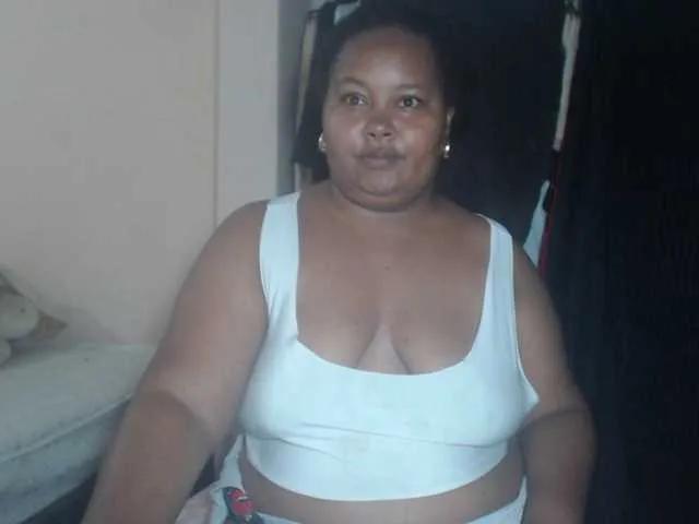 Masturbate to 35 years old MelodyHall from BongaCams MelodyHall from BongaCams