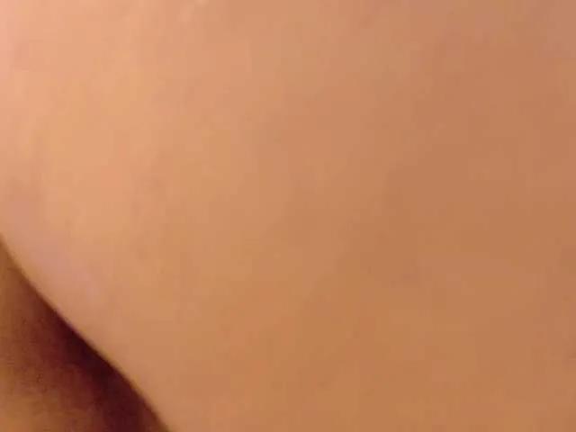 Sweet MollyyCruz wants you to fuck her body now MollyyCruz from BongaCams