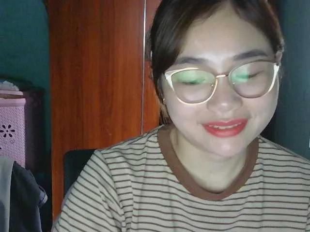 Freechat nana7777 on BongaCams