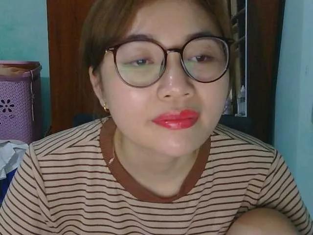 Freechat nana7777 on BongaCams