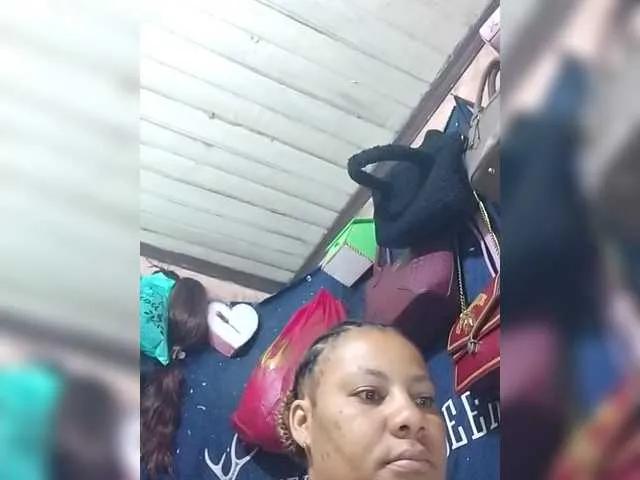 Nathalie11 from BongaCams