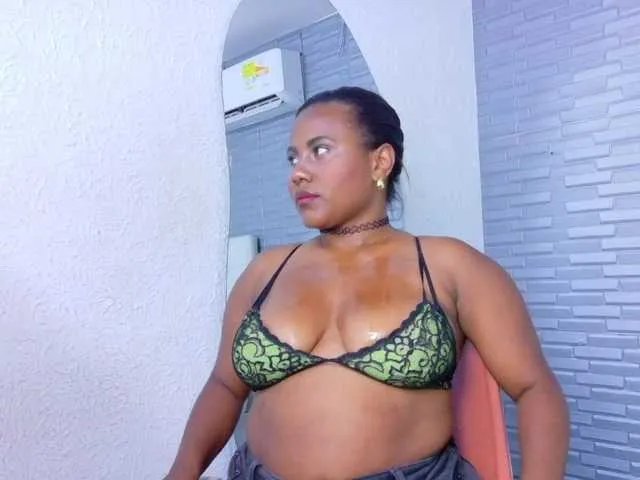 nymplo-bff on BongaCams