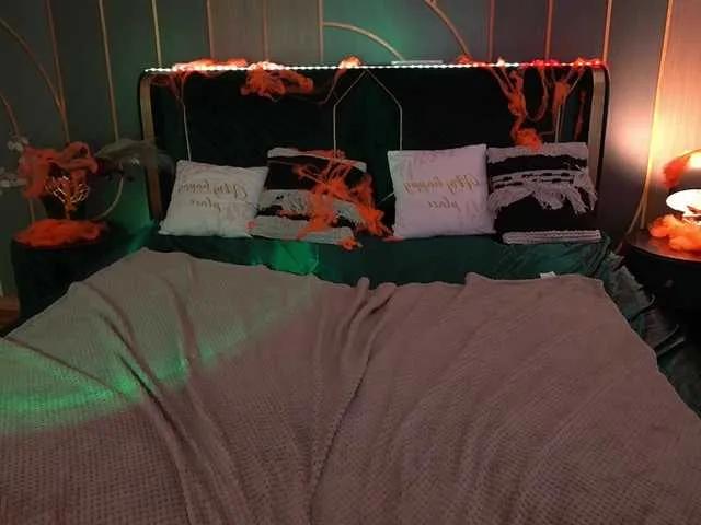 Discover BongaCams's PaigePrado PaigePrado from BongaCams