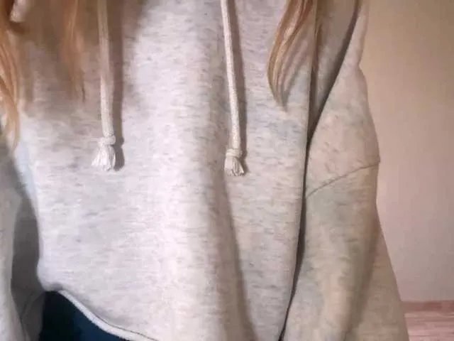 PinkPetal on BongaCams