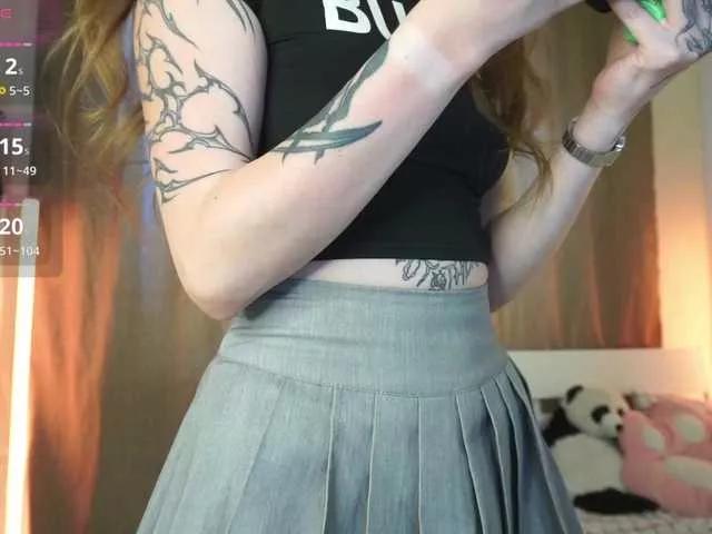 PLUXURY- on BongaCams 