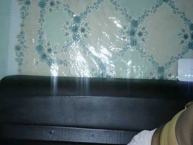 Freechat Pussy01lips on BongaCams