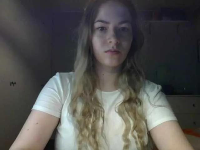 Masturbate to BongaCams's RosieJune RosieJune from BongaCams
