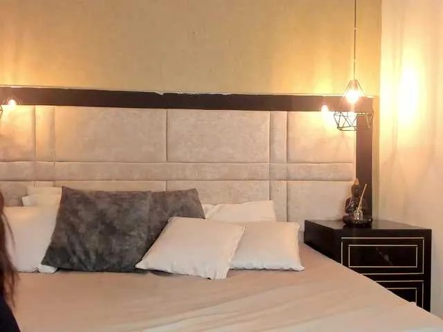 Freechat RousseWalker on BongaCams