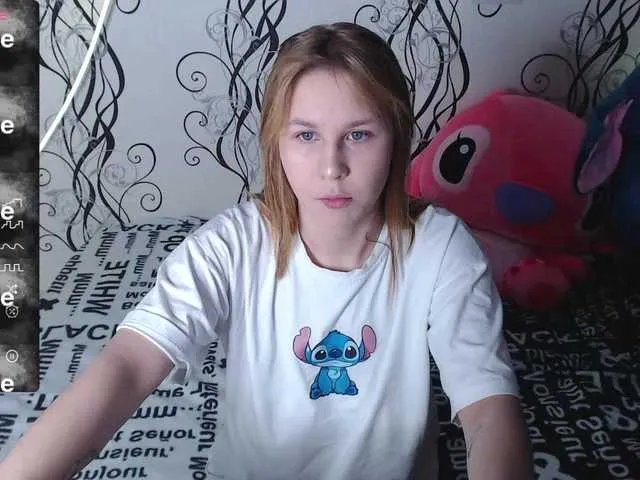 Freechat RoyAngela on BongaCams