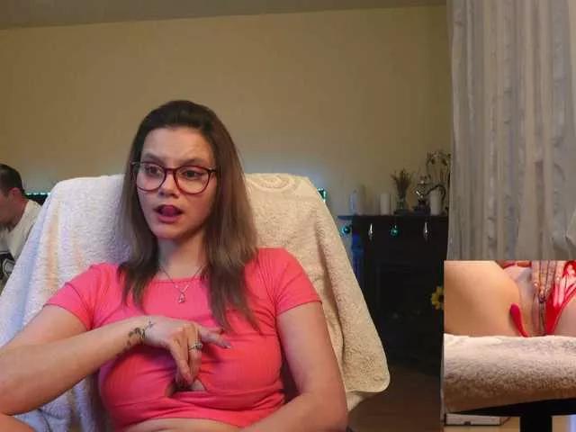 Freechat RuxandraDanny on BongaCams