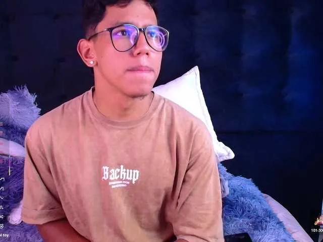 RyanPricee from BongaCams