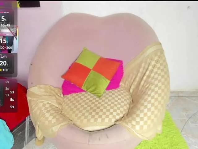 Freechat scarlett40 on BongaCams