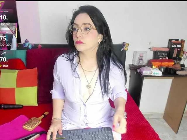 Freechat scarlett40 on BongaCams