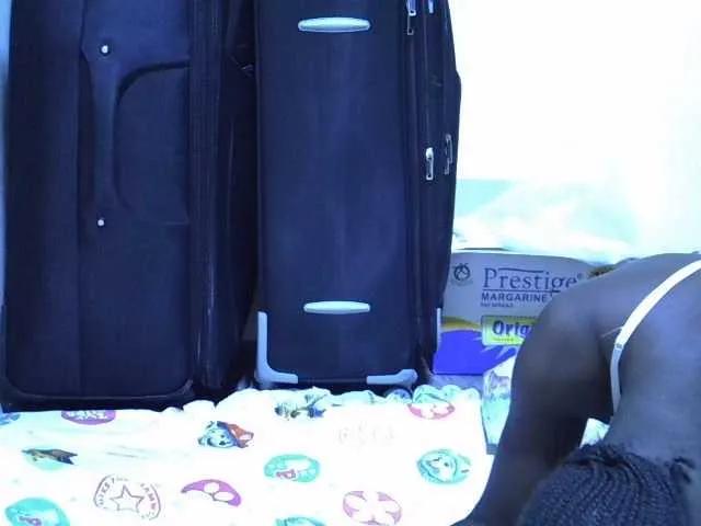 sexxy-maya1 on BongaCams