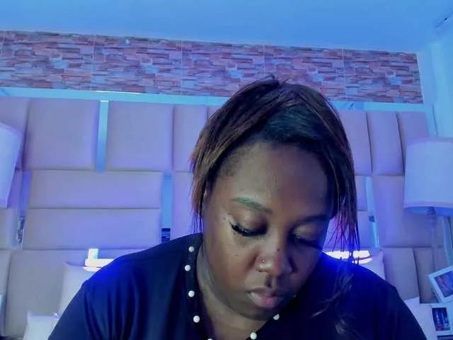 Freechat ShaniaBrown on BongaCams