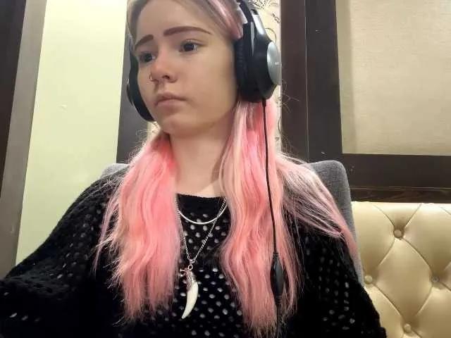 Checkout BongaCams's SherlynPlummer SherlynPlummer from BongaCams