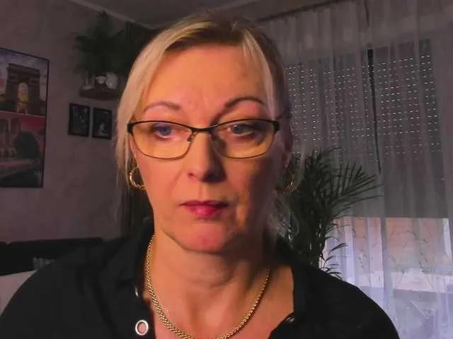 Sweet SoftVANESSA wants you to fuck her body now SoftVANESSA from BongaCams