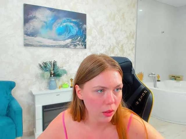 Freechat Strawberrye on BongaCams