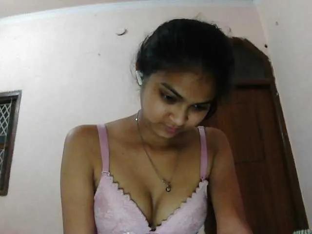 suman30122 from BongaCams