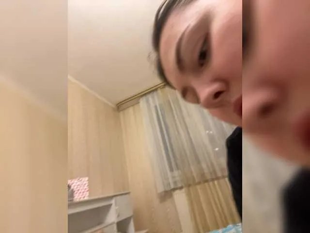 SunshineEmma from BongaCams