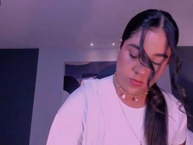 Freechat SussyBell on BongaCams