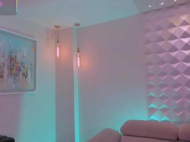 Freechat SussyBell on BongaCams