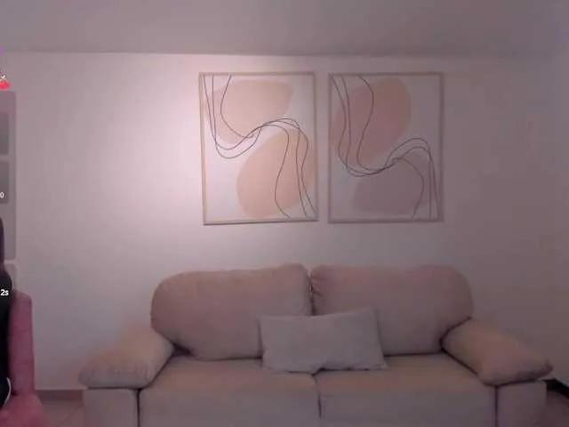 Freechat SussyBell on BongaCams