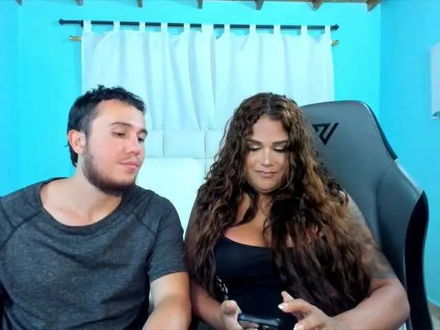 sweet-couple-latin on BongaCams